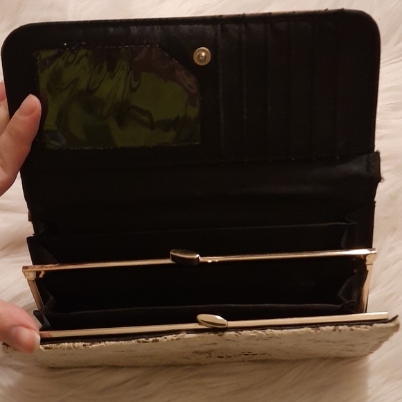 Wallet - Picture 2 of 2